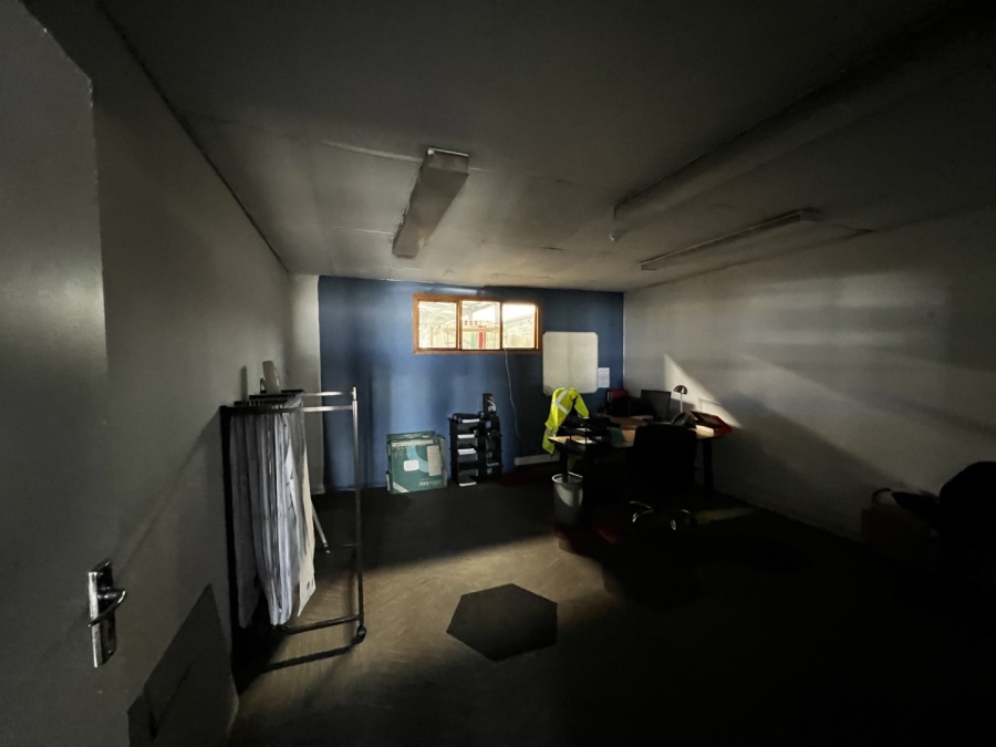 Commercial Property for Sale in Airport Industria Western Cape